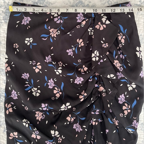 Veronica Beard Hazel Floral Skirt, Size 2 - Picture 7 of 10